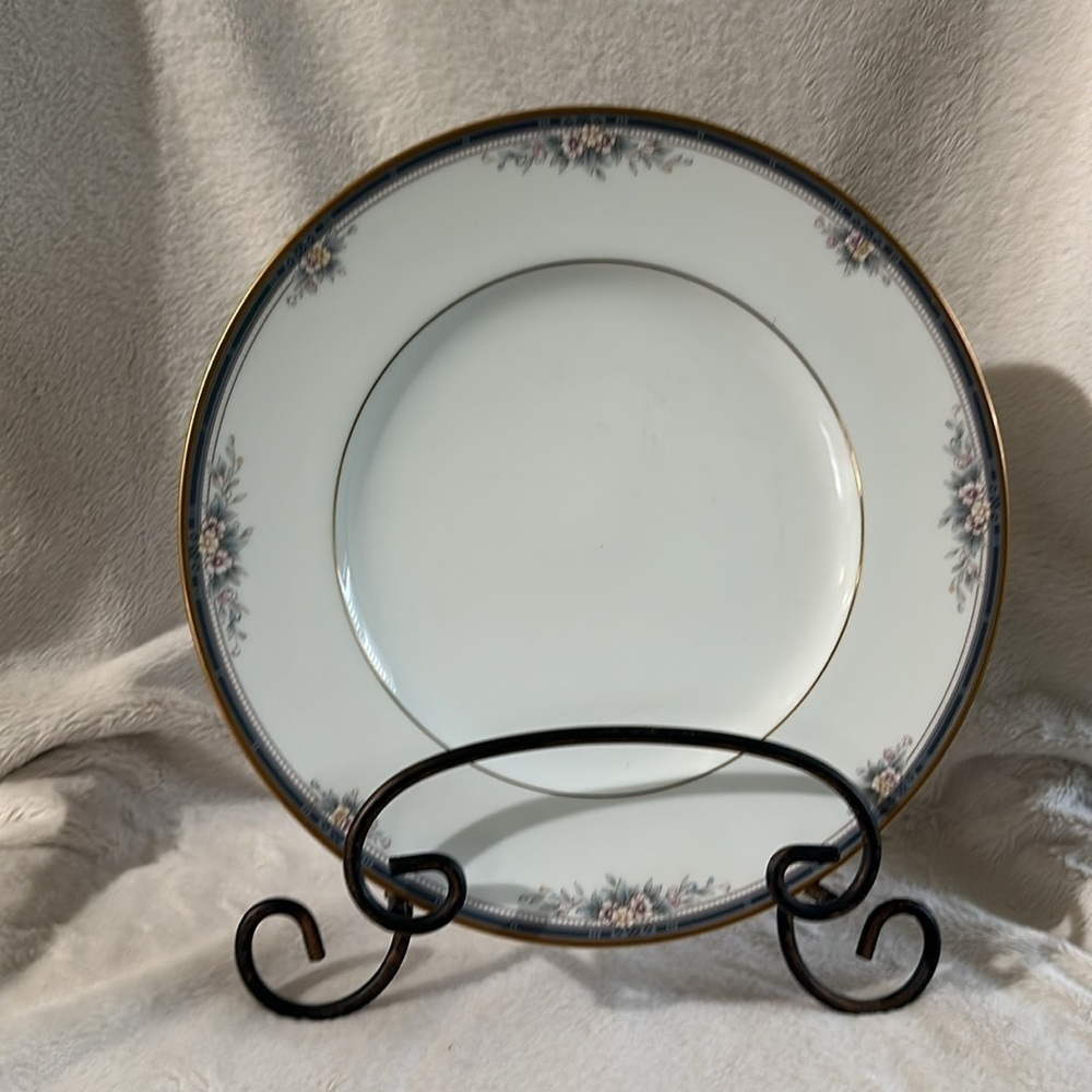 Notitake - Ontario Pattern - Dinner Plate